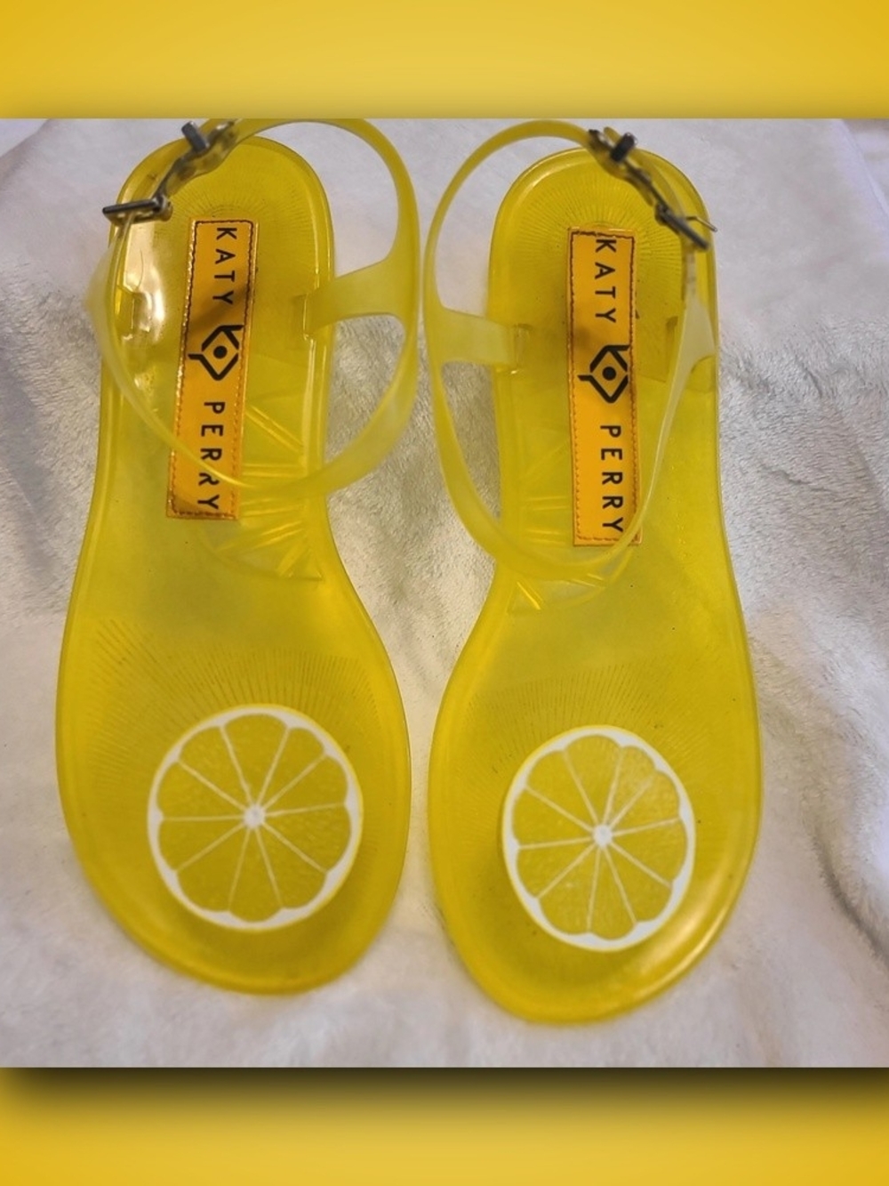 Katy Perry Geli Jelly Thong Sandals Yellow Lemon Size 5.5